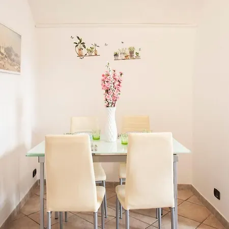 Al Piccolo Borgo Apartment *